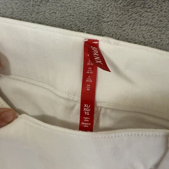 NWT Spanx Pants Women XL Flare Jeans White Stretch Pull On 20349R Slimming - Picture 10 of 12